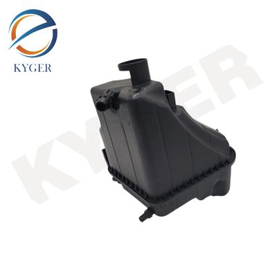 ซื้อ 17138677649 เครื่องยนต์ อุปกรณ์ยนต์ ระบบปรับปรุงความเย็น ถังปรับปรุงความเย็น 1713 8677 649 สําหรับ BMW F30 F80 F21 F32 F82 F33 F83 F36 การผลิตออนไลน์