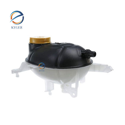 ซื้อ 2055000049 Auto Engine Radiator Coolant Water Expansion Tank 205 500 00 49 for Mercedes Benz W205 Car Accessories การผลิตออนไลน์