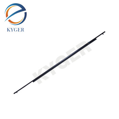 ซ้ายประตูหน้าเข็มขัดหน้าต่างหน้าต่าง LR044650 CGE000492 สําหรับ Land Rover