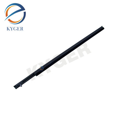 ริมขวาสายรัดประตูหลังสู่หน้าต่าง แผ่นสภาพอากาศภายนอก LR044651 CGE000502 สําหรับ Land Rover