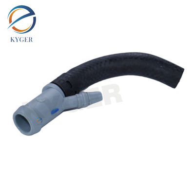 หลอดปั๊มน้ําเครื่อง LR045239 C2Z26930 AJ812453 หลอดเรเดียเตอร์น้ําเย็นสําหรับ Land Rover Range Rover Jaguar XJ Discovery