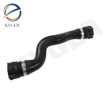 อุปกรณ์เสริมรถยนต์ ถังน้ํา ท่อเรเดียเตอร์ หม้อเย็น LR000931 บน สําหรับ Land Rover Freelander LR2 2008-2012 3.2L ก๊าซ