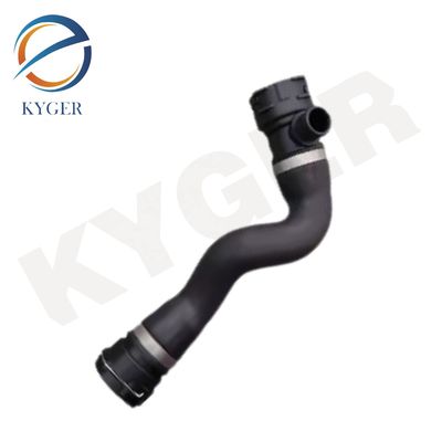 1712 7578 399 เครื่องยนต์หลอดน้ําเย็น สายเชื่อม Flange เครื่องเรเดียเตอร์หลอดน้ําเย็น สําหรับ BMW F18 F02 F10 17127578399